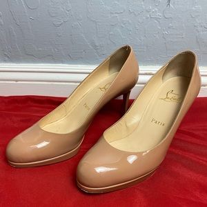 CHRISTIAN LOUBOUTIN Nude Heels